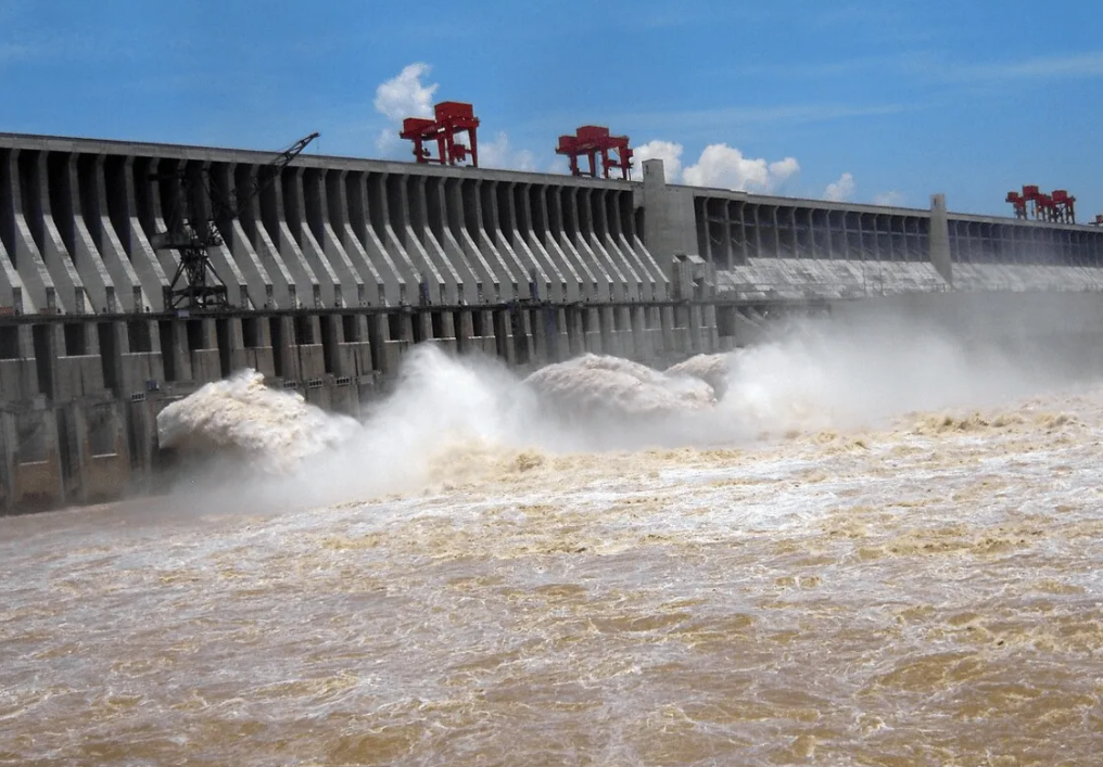 「鄱阳湖水位持续回升」鄱阳湖为何如此干旱？