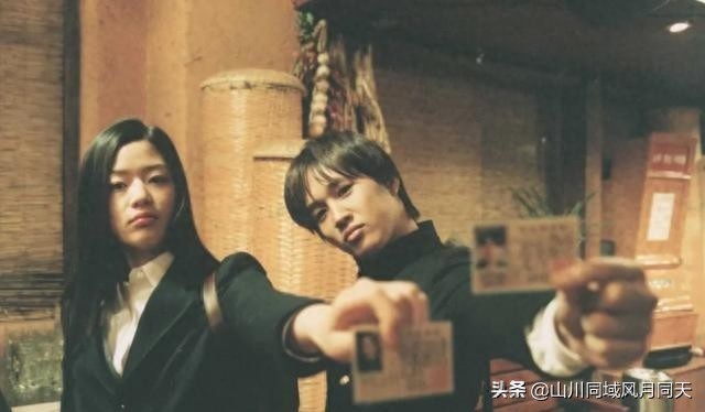 适合情侣睡前一起看的爱情电影（10部适合情侣一起看的电影top）